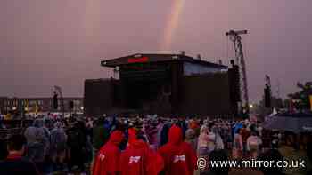 Rain-soaked Reading Festival attendee realises 'big outfit mistake' too late
