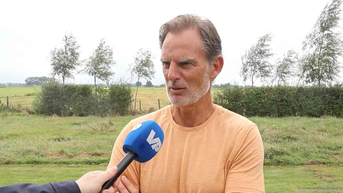 Ronald de Boer kijkt uit naar Feyenoord tegen FC Barcelona: 'Dat wordt geweldig'