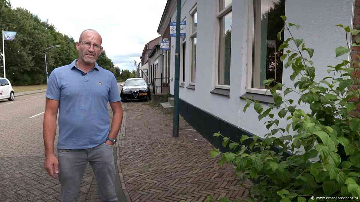 Martin ziet steeds meer lege woningen in Moerdijk: 'Ze laten ons bungelen'