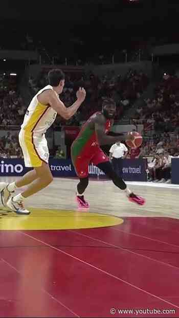 NEEMIAS QUETA IS THAT GUY 😳🤯 #FIBAWC
