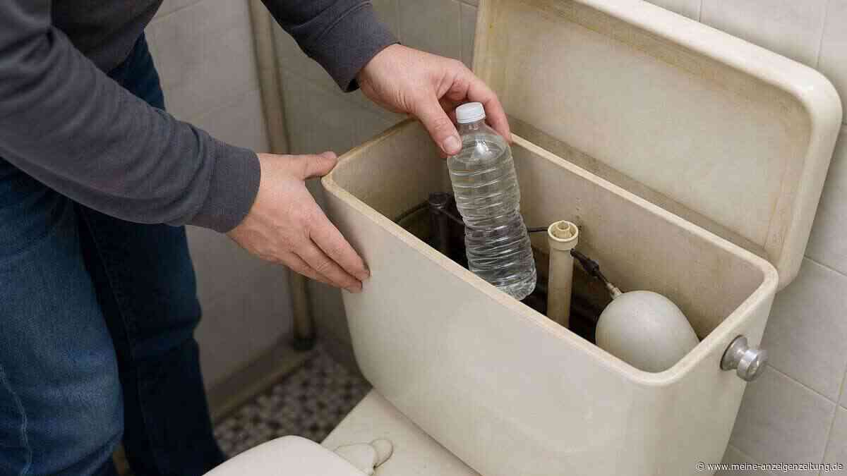 Plastikflasche im Spülkasten: Dieser Gratis-Trick senkt den Wasserverbrauch
