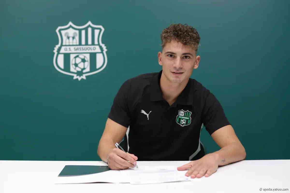 Official: Sassuolo sign Esposito from Cagliari, total cost up to €12m plus bonus
