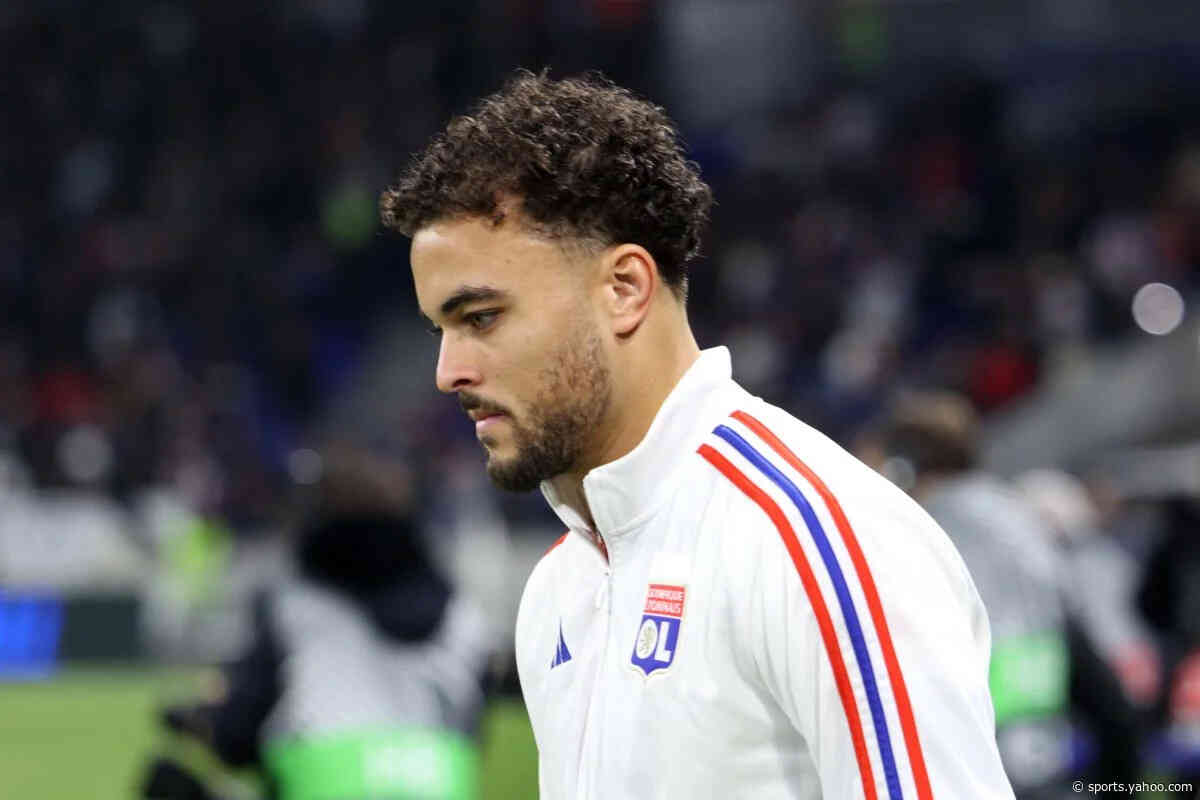 Crystal Palace stepping up negotiations to sign Lyon defender Ruben Kluivert