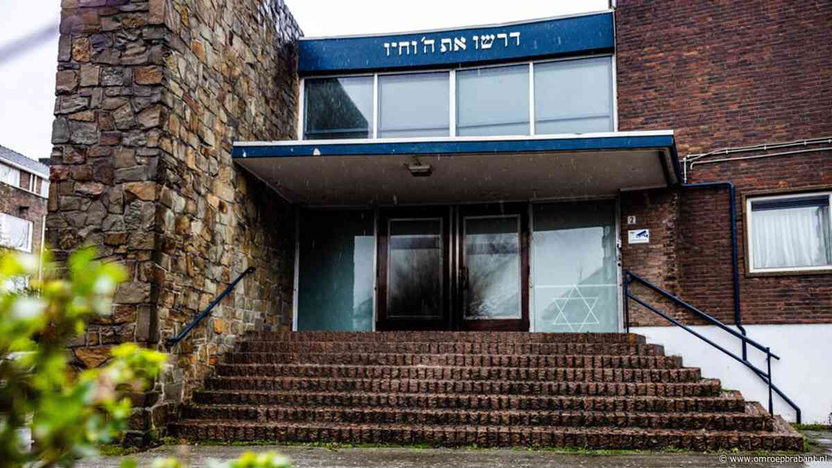 Tilburgse verdachten van aanslag synagoge gaan 's nachts terug voor zitting