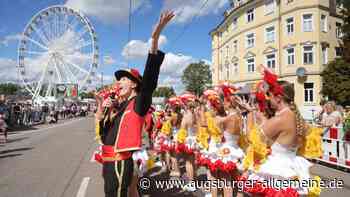 Startschuß für den Augsburger Herbstplärrer2026: Farbenfrohe Parade sorgt in Augsburg für Feststimmung.