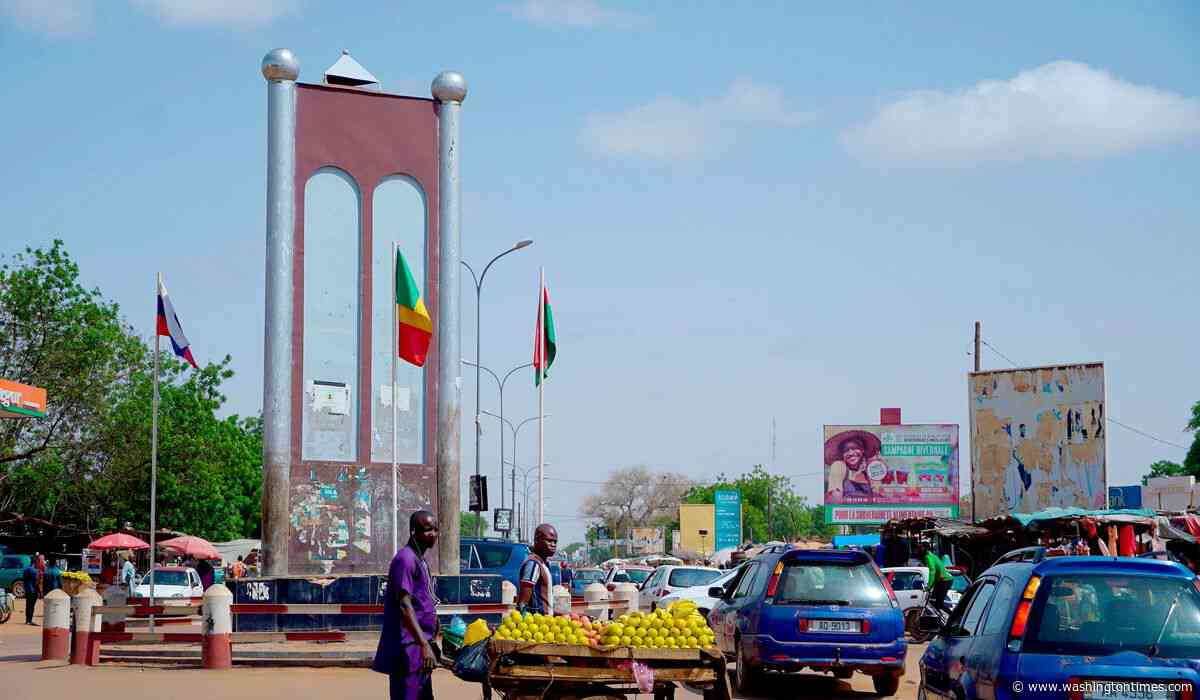 Niger's security forces battle mutinous soldiers in the capital