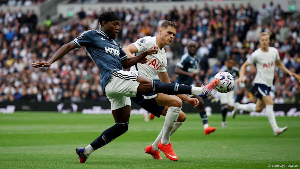 Premier League: Marmoush makes debut as Spurs host Newcastle
