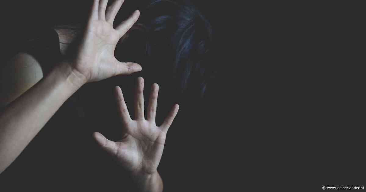 Man misbruikt 9-jarig nichtje, maar hoeft niet terug naar de gevangenis: moeder van slachtoffer schrijft brief