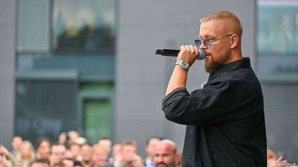 Begeisterte Fans bei Konzert von Ex-„Kollegah“ Felix Blume im Art Cube