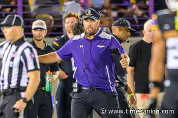 Koch's big night helps Great Danes win Tom Perkovich's UAlbany football coaching debut