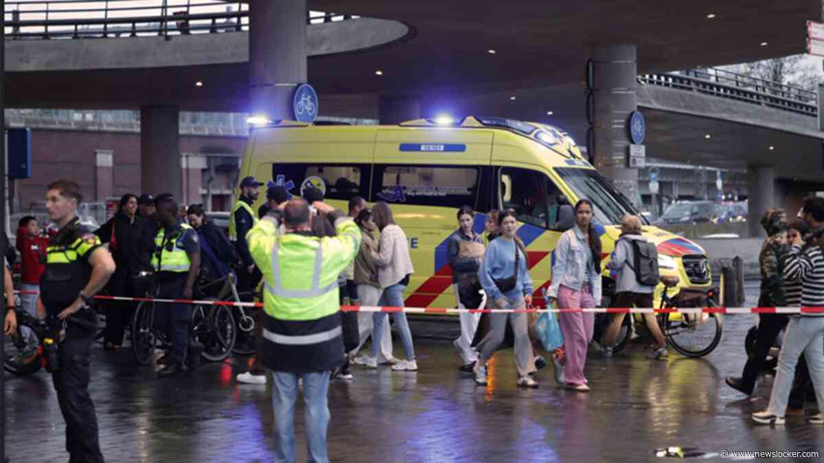 Drie gewonden bij steekpartij achter Amsterdam Centraal, verdachte aangehouden