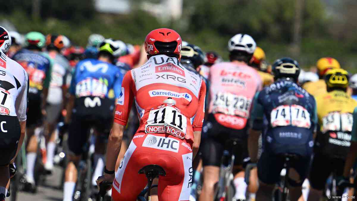 Verletzungen zu schwer: Pogacar muss nach Vuelta-Sturz operiert werden