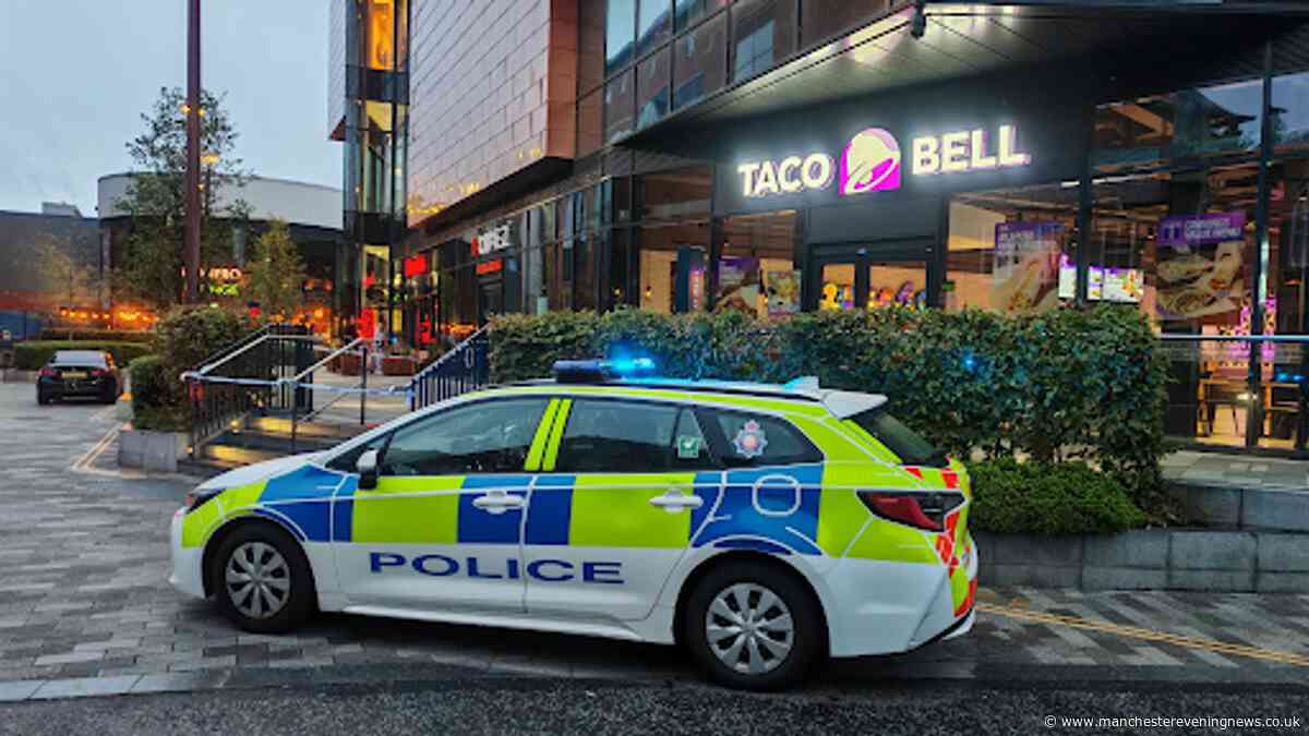 Taco Bell in Rochdale cordoned off by police after 'stabbing in restaurant' - LIVE updates