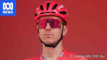 Tadej Pogačar crashes out of La Vuelta a España