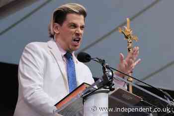 Anti-immigrant provocateur Milo Yiannopoulos deported by ICE after arrest in New Orleans