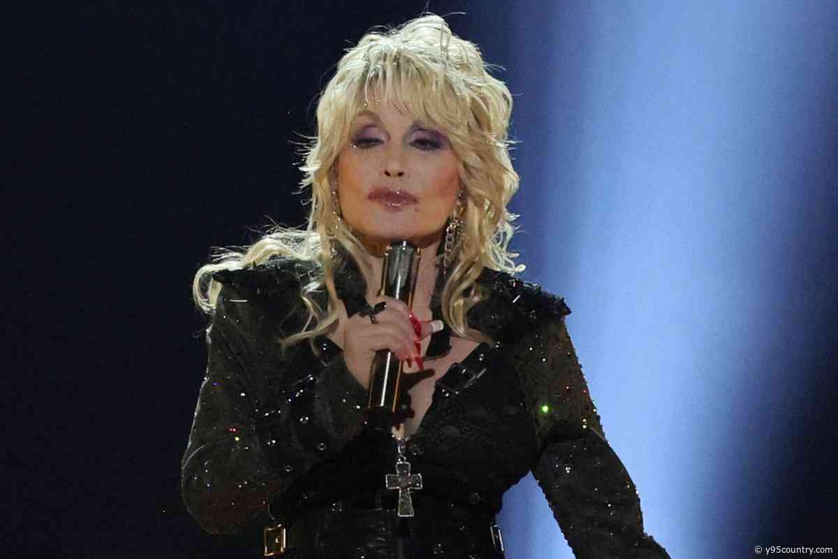 Why Dolly Parton Refused to Talk Politics