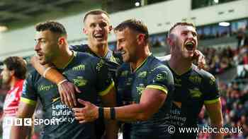 Leeds go back top with thumping win at St Helens