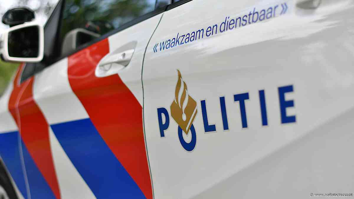 Zeker drie doden door frontale botsing op dijk tussen Lelystad en Enkhuizen