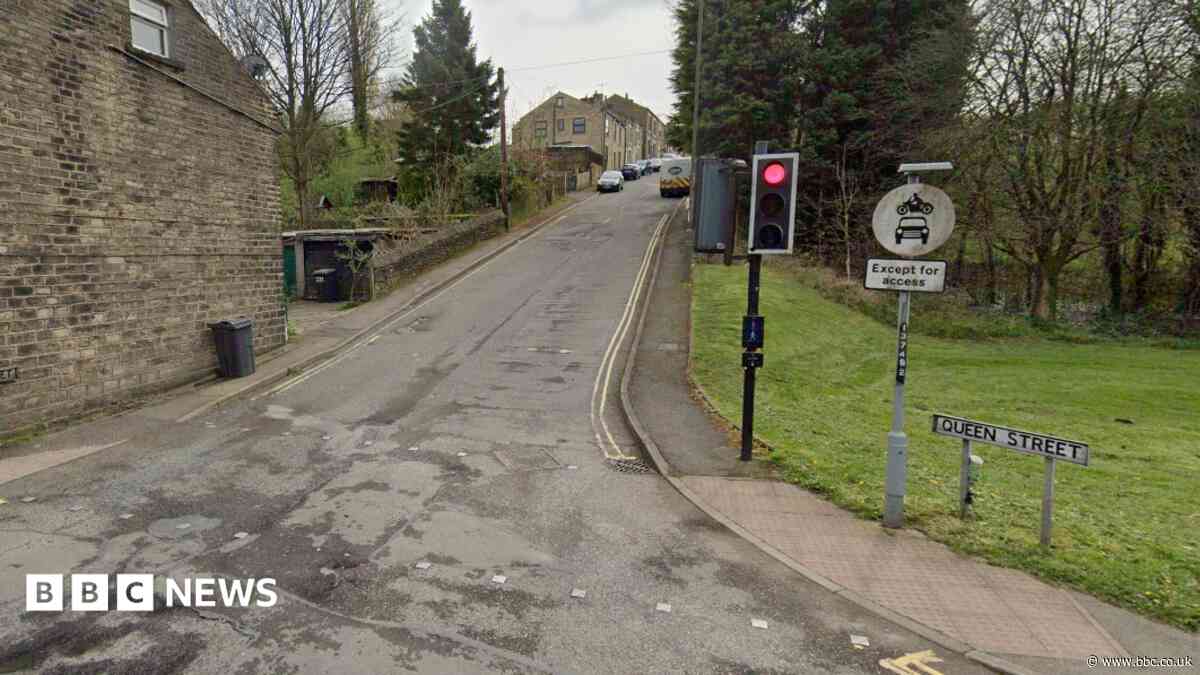 Arrests after 20 homes evacuated in grenade alert