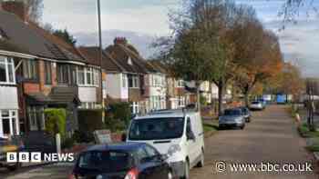 Murder inquiry after stabbed man dies