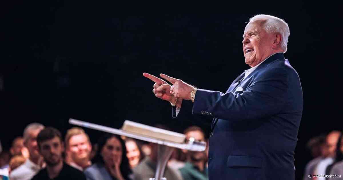 Steenrijke Amerikaanse evangelist in Nederland: ‘Vertel me wat je van God wilt krijgen’