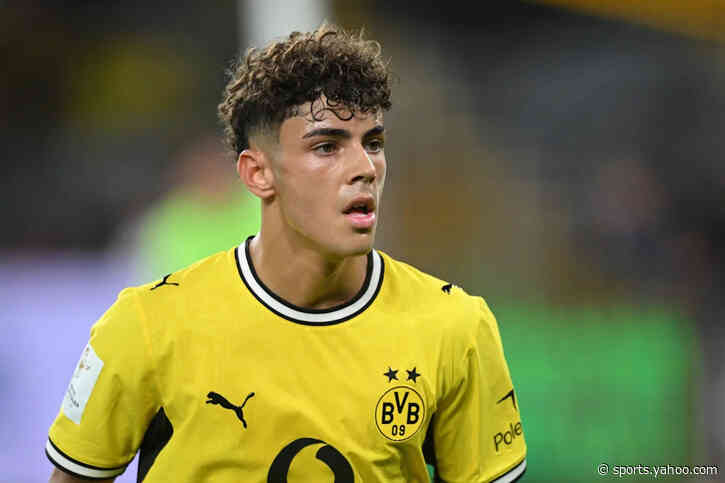 Niko Kovac backs remorseful Samuele Inacio (18) after nightmare Bundesliga cameo