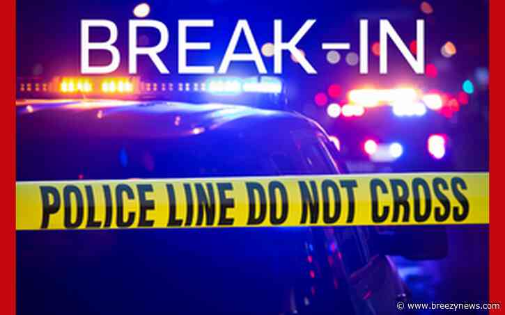 Philadelphia Police Search for Pharmacy Break-in Suspects