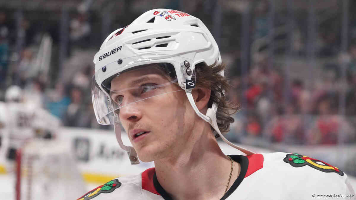 Blackhawks re-sign Kevin Korchinski to two-year contract