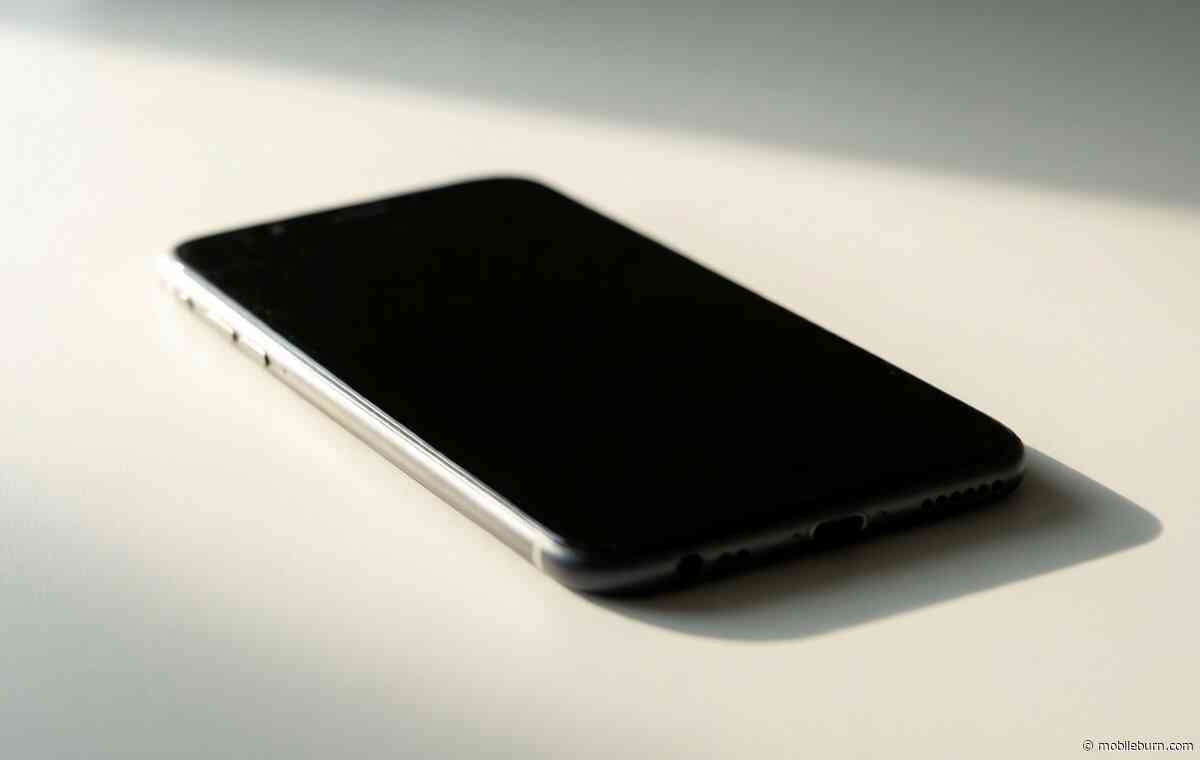 Xiaomi 18 Fold: Wider screen and new chip arrive next month