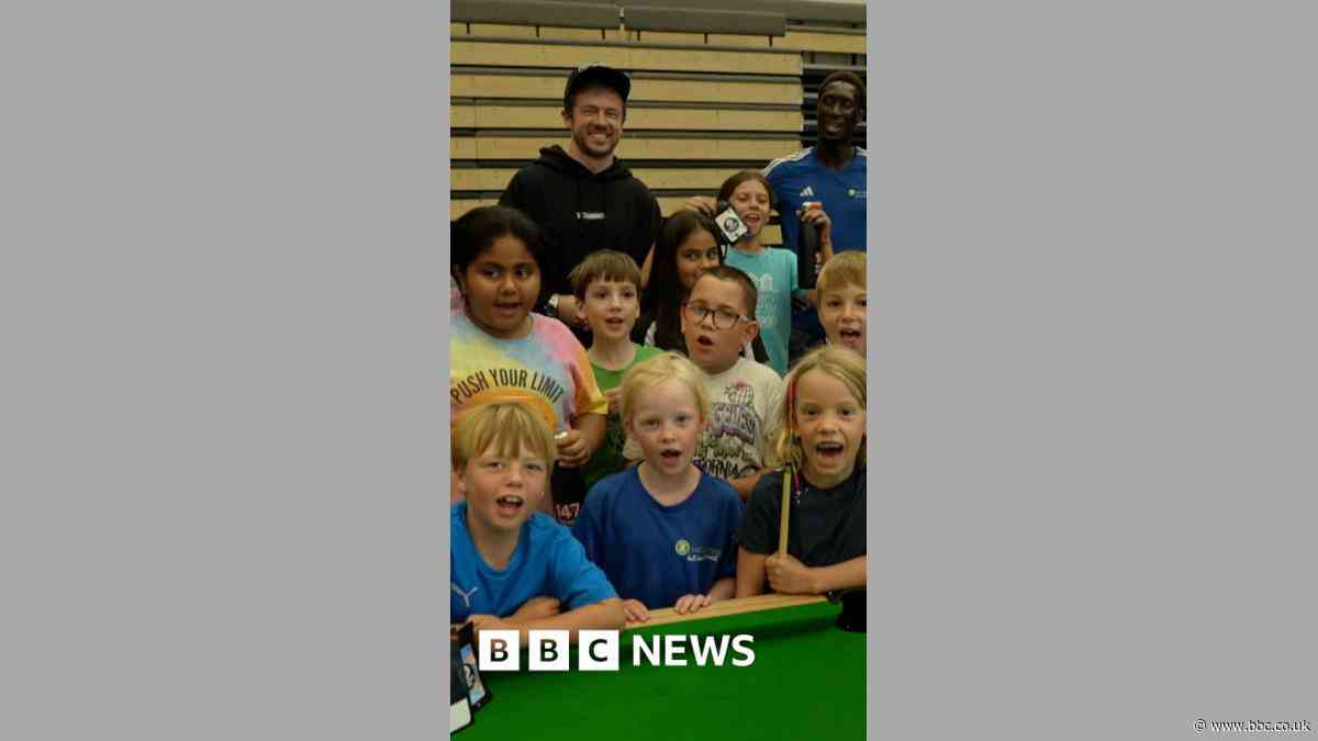 Snooker player inspires next generation