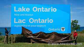 Premier van Ontario plaatst bord met naam Ontariomeer na Trumps hernoeming