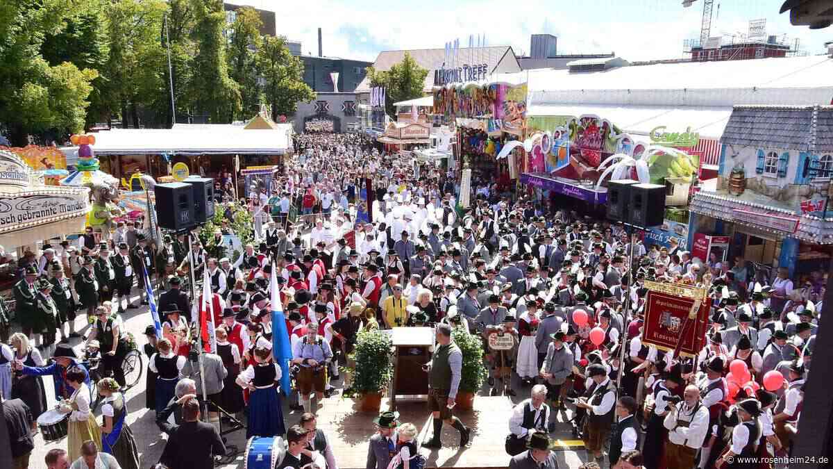 Rosenheimer Herbstfest feierlich eröffnet: Wie viele Schläge es brauchte – so lief der Auftakt