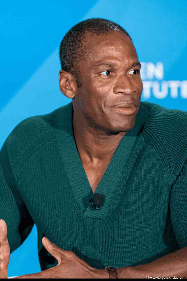 Arthur Hayes voorspelt grote bitcoinstijging: ‘Ze blijven geld drukken’