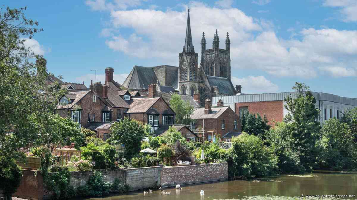 House prices fall in Warwickshire commuter hotspot as buyers eye more affordable areas