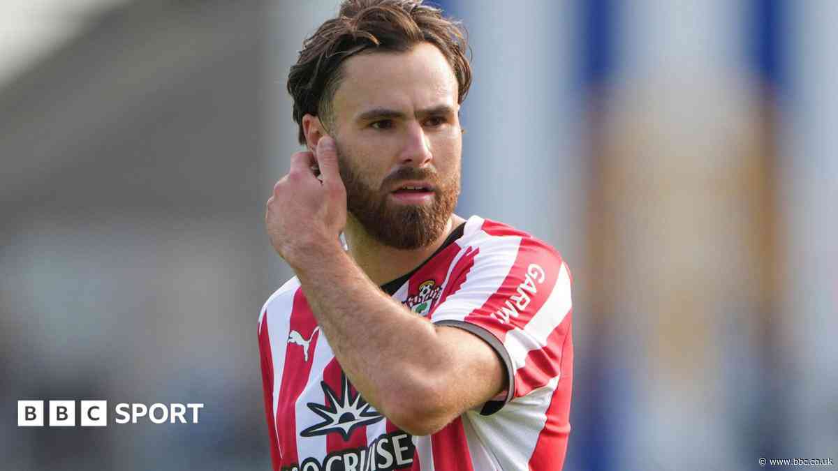 Sheff Utd sign forward Brereton Diaz for third time