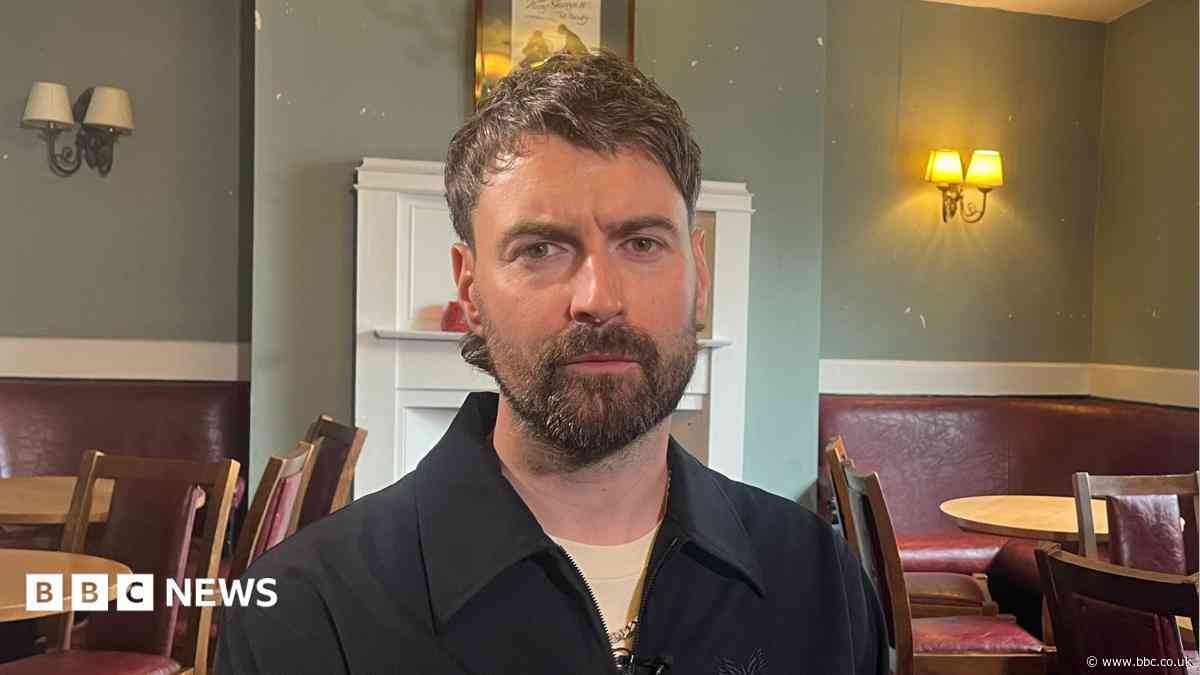 Why did Courteeners frontman buy tickets to his own gig?