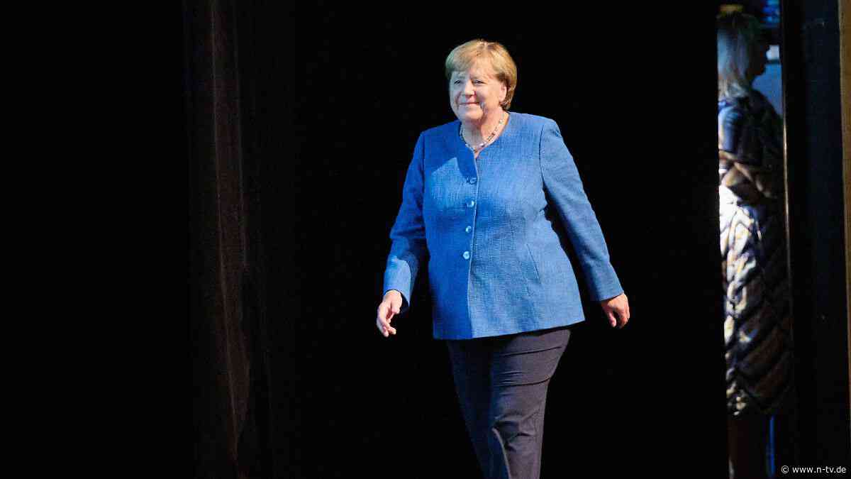 Aufruf von der Ex-Kanzlerin: Merkel: Wir müssen für diese Demokratie kämpfen