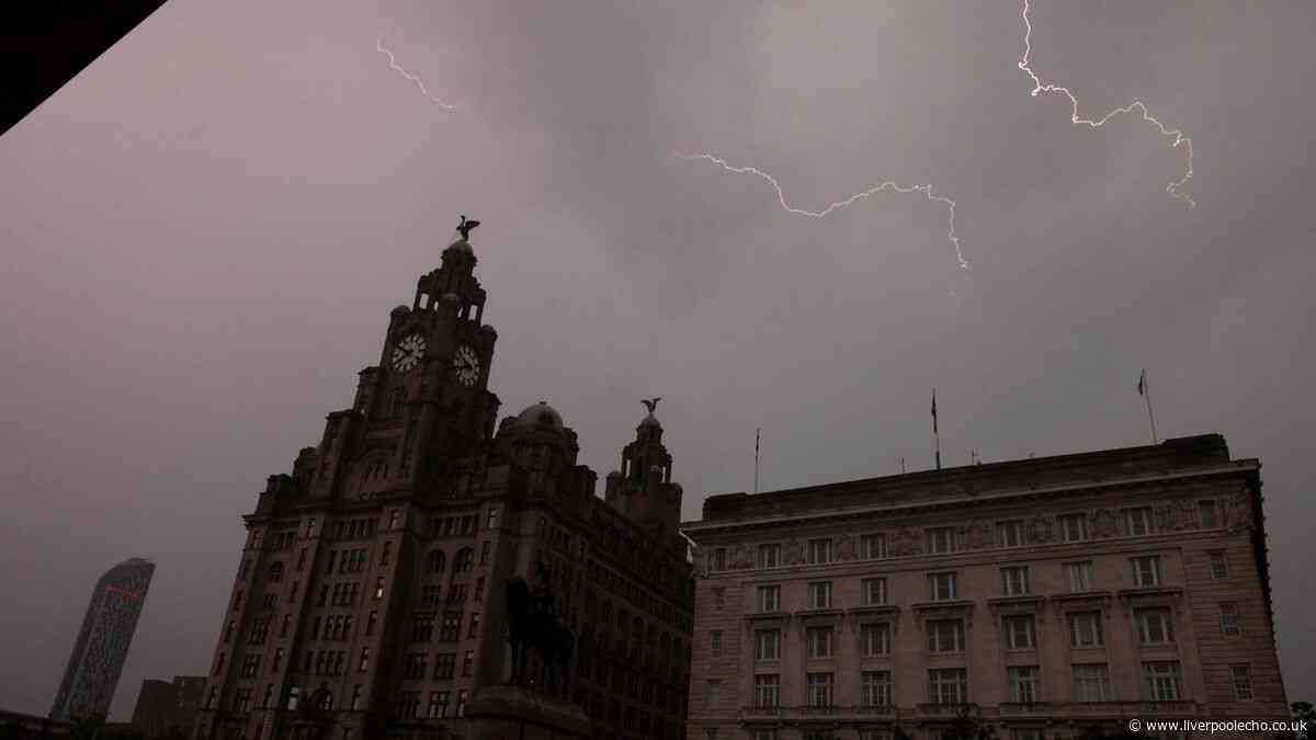 13-hour weather warning issued for Merseyside as thunderstorms to hit