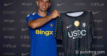 Chelsea sign Argentina goalkeeper Emiliano Martinez from Aston Villa