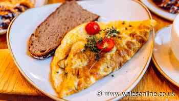 Omelettes will be soft and fluffy with top chef's simple recipe