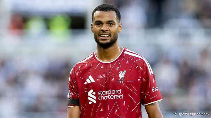 Reds 'taking massive risk' if they allow Gakpo to leave