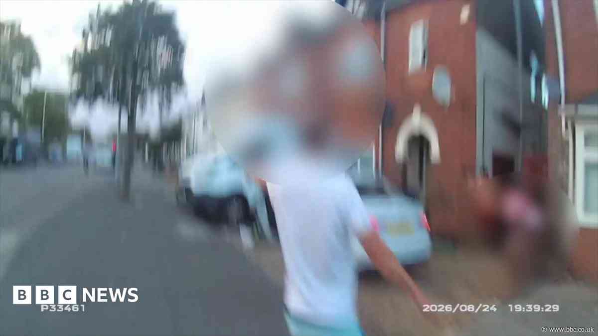 Suspected drug dealers arrested after crashing car