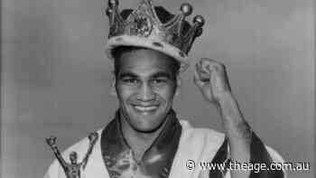 ‘Broken’: Anthony Mundine reacts to father and boxing great Tony Mundine’s death