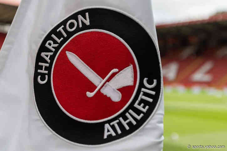 Charlton Athletic sign Icelandic international attacker Boama