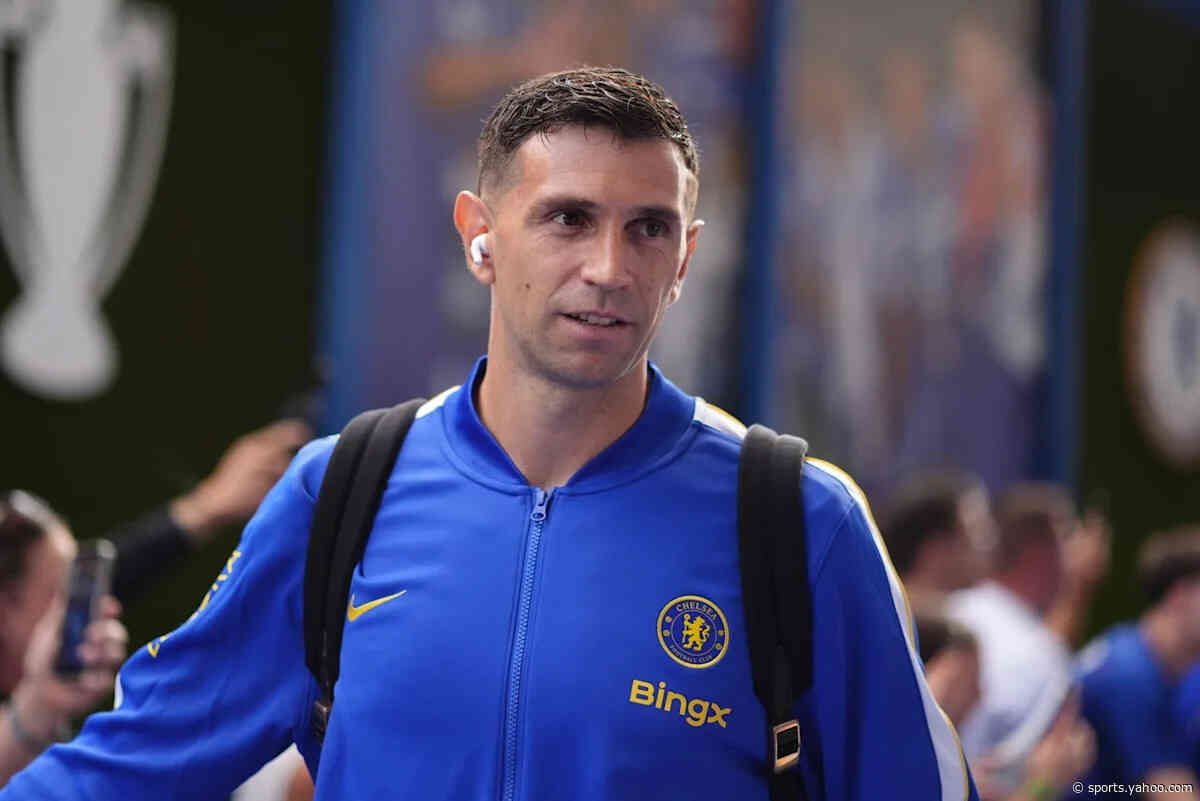 Emi Martinez makes Chelsea debut as Xabi Alonso omits duo before transfer deadline day