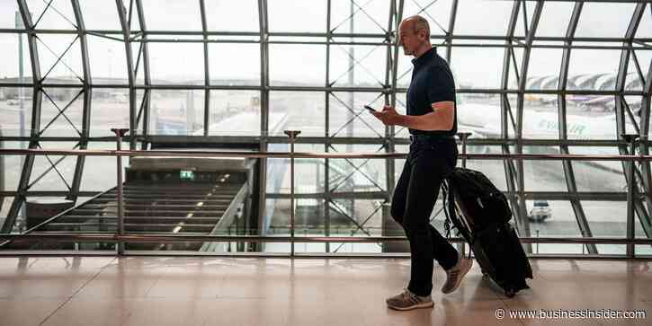 Siemens CEO Roland Busch has 7 strategies for getting things done — including 2-letter emails