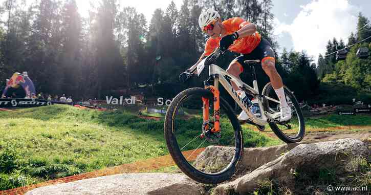 Mathieu van der Poel gaat voor wereldtitel in Italië, Puck Pieterse grijpt naast medaille in Val di Sole