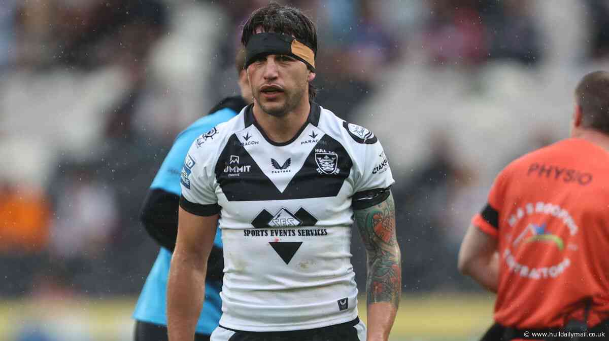 Hull FC’s rising gun stands tall again amid Tom Briscoe and James Bell points