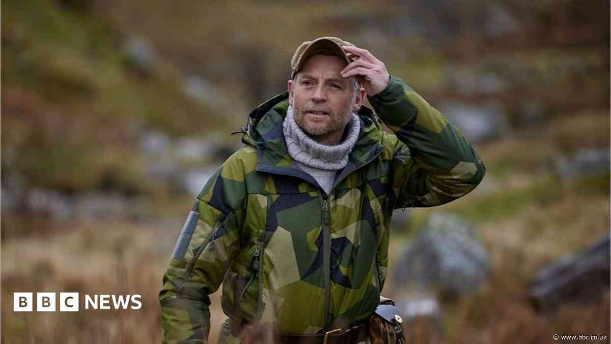 Survivalist dropped into Arctic Circle alone with just 10 tools for TV show