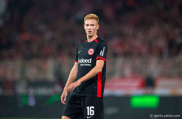 Report: Crystal Palace and Fulham set to battle for £25m-rated midfielder